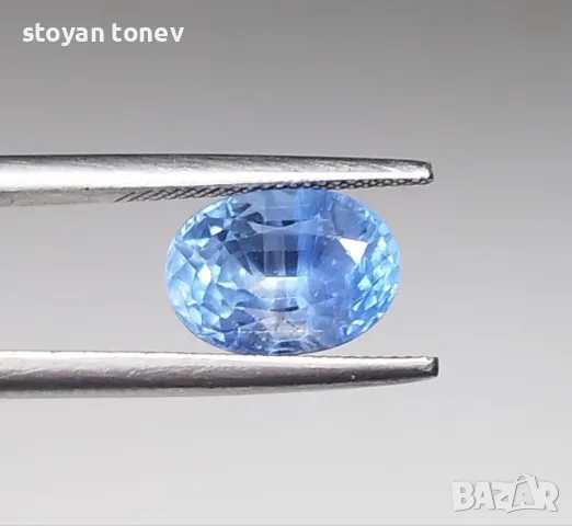 Естествен кралски син сапфир Цейлон 2.24 карата с швейцарски сертификат! 