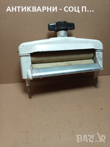 Соц Стара Ръчна Преса Стара Пералня., снимка 2 - Антикварни и старинни предмети - 49276814