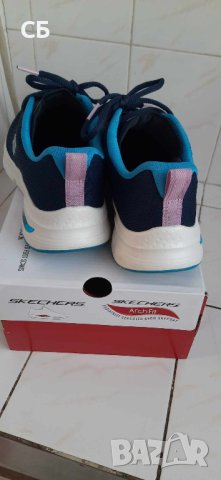 Дамски сникърси Skechers, снимка 2 - Маратонки - 42242161