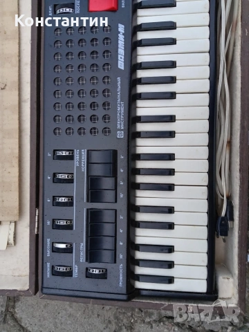 Винтидж съветски синтезатор Faemi-M (Фаэми-М) – Рядък колекционерски модел, снимка 6 - Антикварни и старинни предмети - 53950132