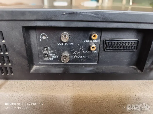 Видео Samsung , снимка 3 - Плейъри, домашно кино, прожектори - 49930118