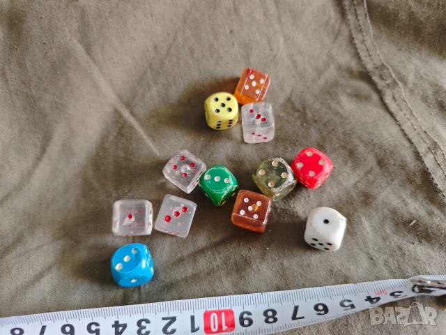 Продавам стари зарчета 