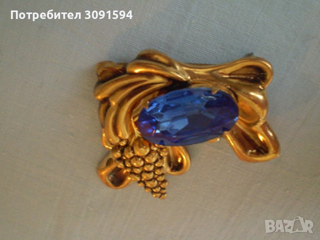 Винтидж  брошка панделка месинг синя апликация, снимка 1 - Антикварни и старинни предмети - 39290030