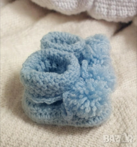 🍼👣Плетени бебешки чорапки ,терлъчки ръчна изработка, снимка 3 - Бодита за бебе - 51437553