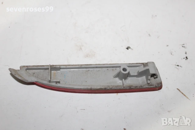 Светлоотразител задна броня ляв страничен Мазда 3 2008 2.3i 158hp Mazda 3 седан, снимка 2 - Части - 51255585
