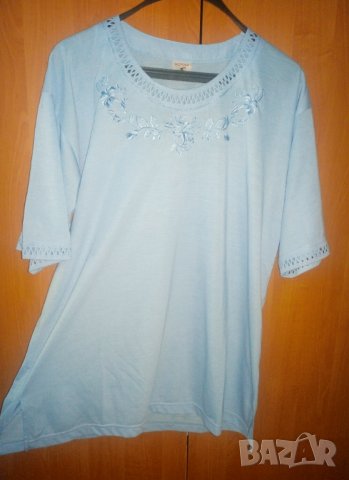 Блуза/тениска, снимка 1 - Тениски - 37576958