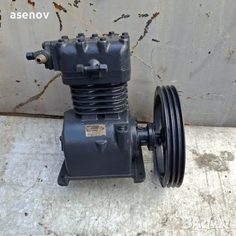 компресор- двуцилиндров