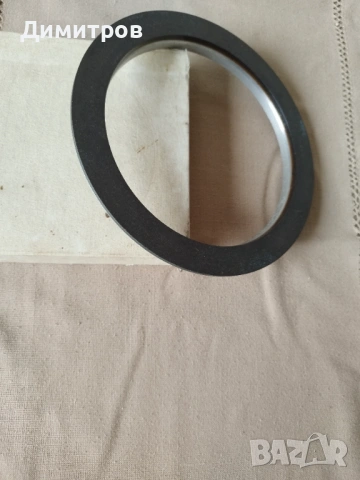 Диамантен диск с голям отвор