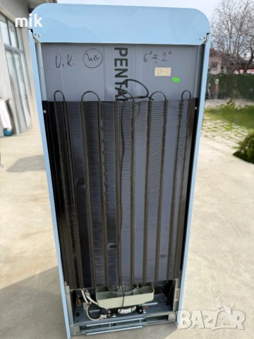 Перфектен Син Хладилник с камера SMEG, снимка 6 - Хладилници - 53924778