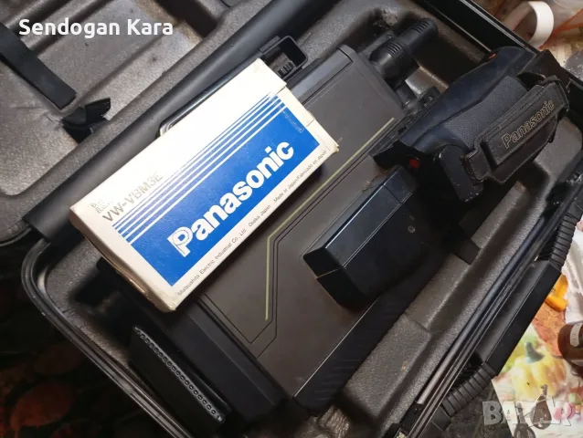 Видео камера Panasonic M3 VHS Movie употребявана, винтидж за колекционери, снимка 8 - Фотоапарати - 53142027