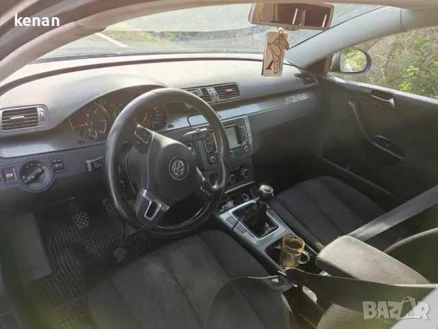 Vw passat 1.6 105k, снимка 8 - Автомобили и джипове - 47791682