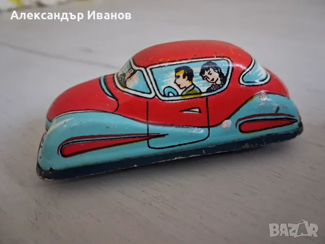 Стара ламаринена играчка,количка