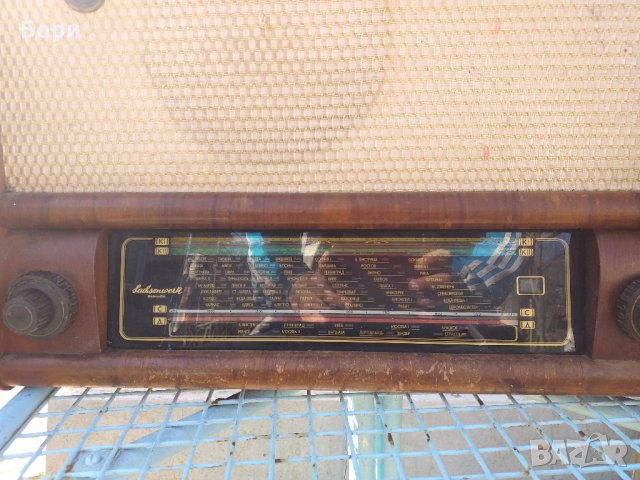 Olympia 542 WM, снимка 3 - Радиокасетофони, транзистори - 32068179