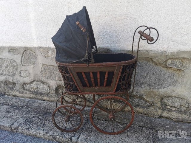 Много стара детска количка в Други ценни предмети в гр. Стара Загора -  ID29851622 — Bazar.bg