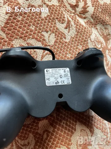 Logitech controller Dual Action, снимка 3 - Джойстици и геймпадове - 47580800
