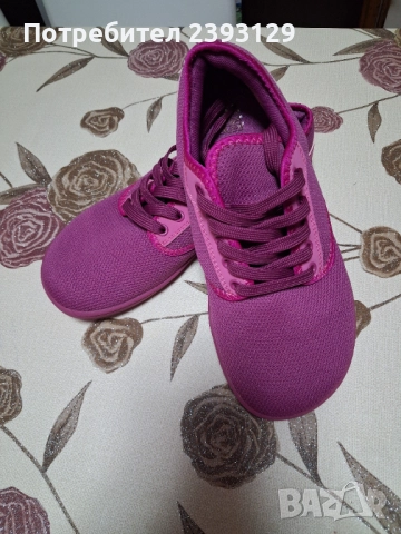 Дамски обувки нови, снимка 4 - Маратонки - 47984302