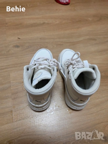 Бели маркови кецове, снимка 3 - Маратонки - 54046208