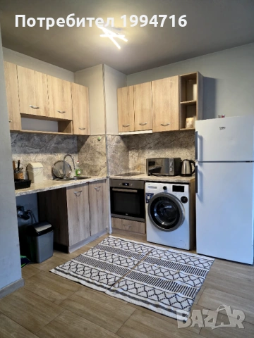 Просторен апартамент с паркомясто , снимка 17 - Стаи под наем - 41604219