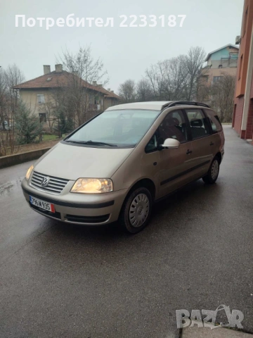VW Sharan 1.9 TDI 6+1, снимка 2 - Автомобили и джипове - 53213186