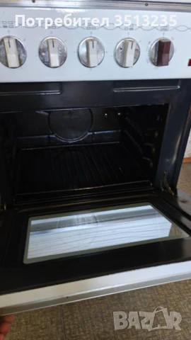 Продавам готварска печка Sloboda. Всичко е изправно, котлони, реотани. Много запазена, личи си от сн, снимка 7 - Печки, фурни - 51021318