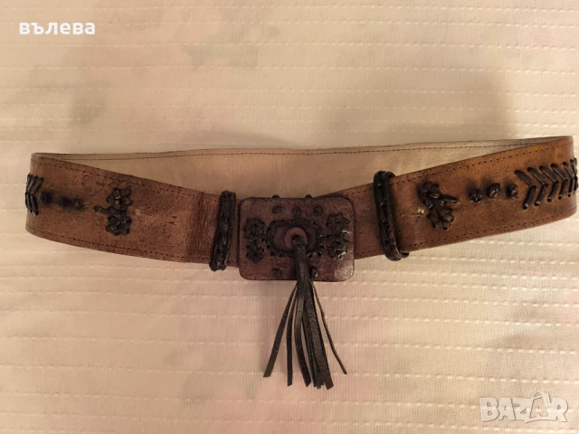 Колан кожен дамски и кожена гривна 
