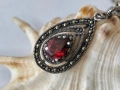 Сребърно колие с медальон с рубин, снимка 3