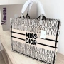 чанти miss dior , снимка 7