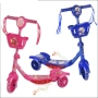 Метална детска тротинетка с пискюли и LED светлини, снимка 4
