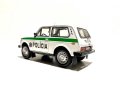 ВАЗ 2121 Lada Niva 4X4 "Policia" полиция Словакия 1993 - мащаб 1:43 на IST Models моделът е нов в PV, снимка 3