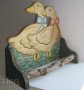 Стар пешкирник с рисувани патки, снимка 1