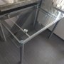 Стъклена кухненска маса 100х60