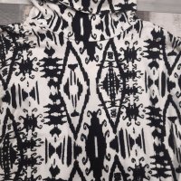 Дамско поло, снимка 1 - Блузи с дълъг ръкав и пуловери - 30357757