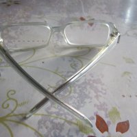 Страхотни очила Макс Мара с камъни, снимка 3 - Слънчеви и диоптрични очила - 32069181