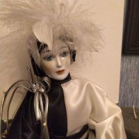 Колекционерска ръчно изработена  порцеланова кукла , снимка 3 - Колекции - 38322891