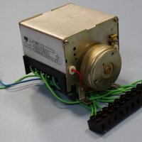 програматор електромеханичен РВП-1 220V, снимка 1 - Резервни части за машини - 37826481