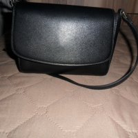 Продавам дамски чанти, снимка 1 - Чанти - 29995194