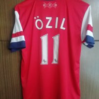 Arsenal Mesut Ozil Nike тениска фланелка Арсенал Йозил размер М, снимка 1 - Тениски - 42300674