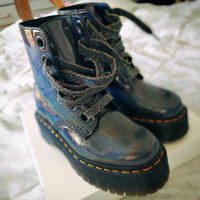 Кубинки Dr. Martens на платформа, номер 36, снимка 14 - Дамски боти - 42795914