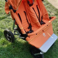 продавам количка за близнаци Easy walkar duo, снимка 5 - За бебешки колички - 44616677