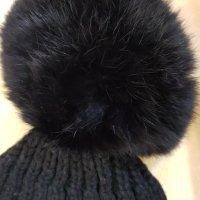 Зимна шапка с естествен пух, снимка 10 - Шапки - 42804124