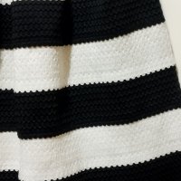 Елегантна пола на черни и бели ивици , снимка 4 - Поли - 44482349