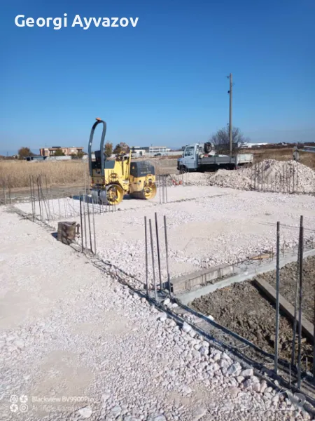услуги с мини багер, самосвал, бобкат и валяк, снимка 1