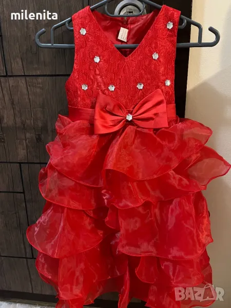Красива червена детска рокля за 6-7г. принцеса, снимка 1