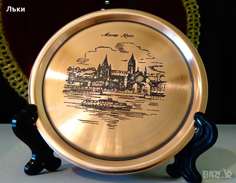 Медна чиния,подложка с литография Рейн. , снимка 1