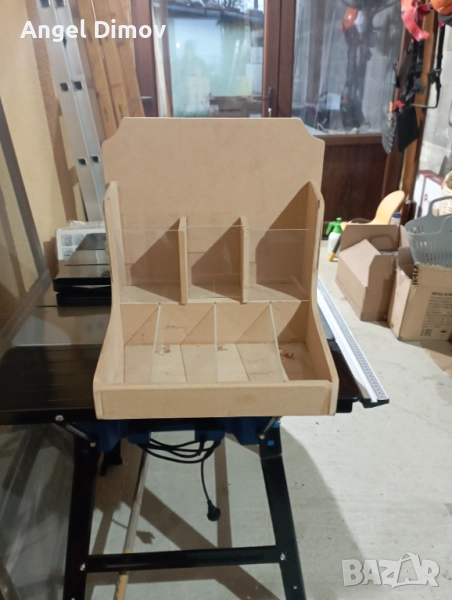 Етажерка за джунджирии, снимка 1