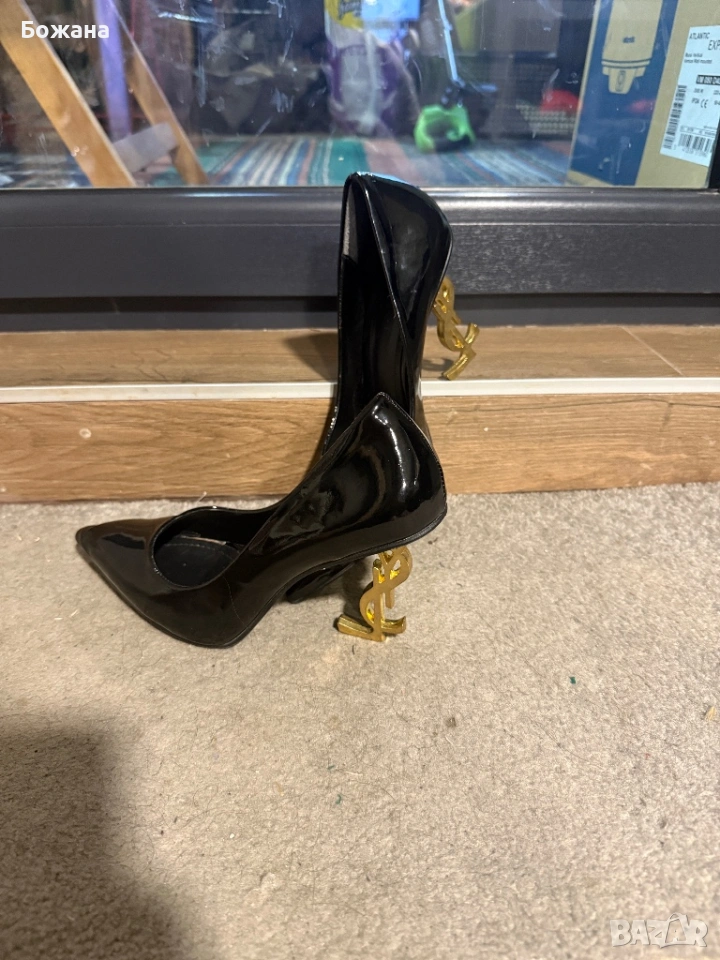 Високи токчета обувки yves saint laurent , снимка 1