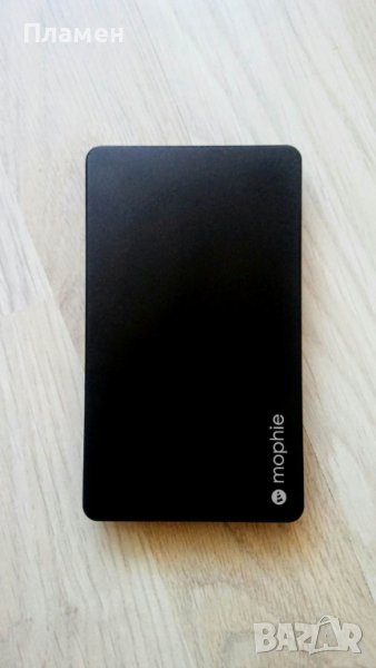 Външна батерия 5050mAh с два USB изхода и Lightning вход за зареждане , снимка 1