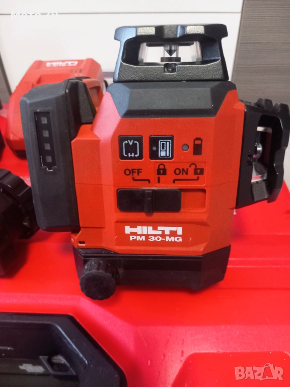 Hilti PM 30-MG лазерен нивелир+ магнитна стойка Хилти, снимка 1