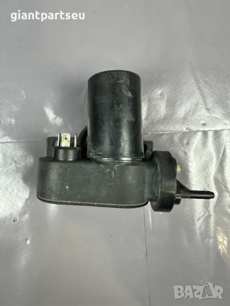 Вакуум Помпа Круиз Контрол за АУДИ AUDI A8 D2 811907325, снимка 1
