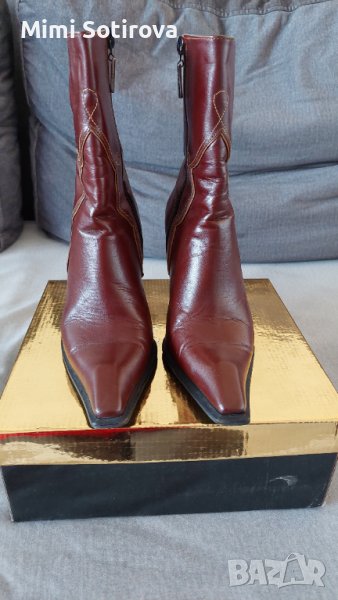 Боти , снимка 1